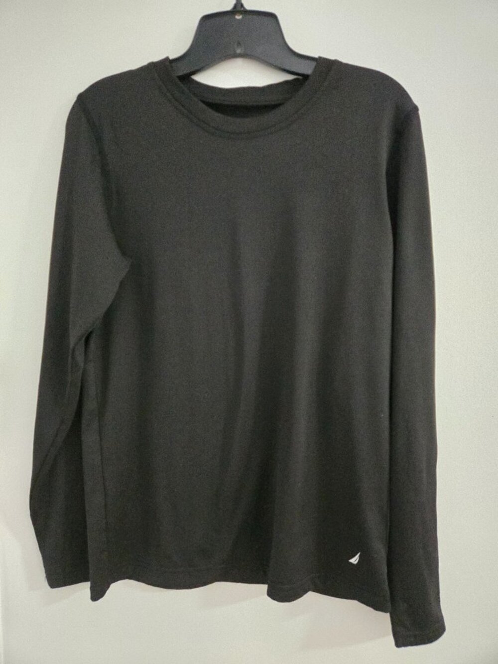 Nautica Women's Shirt Size M-Black Crew Neck Long Sleeve Athletic Top-Layering